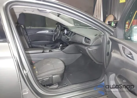 2018 Buick Regal Sportback Preferred z USA, uszkodzony, nr VIN W04GL6SX0J1132118